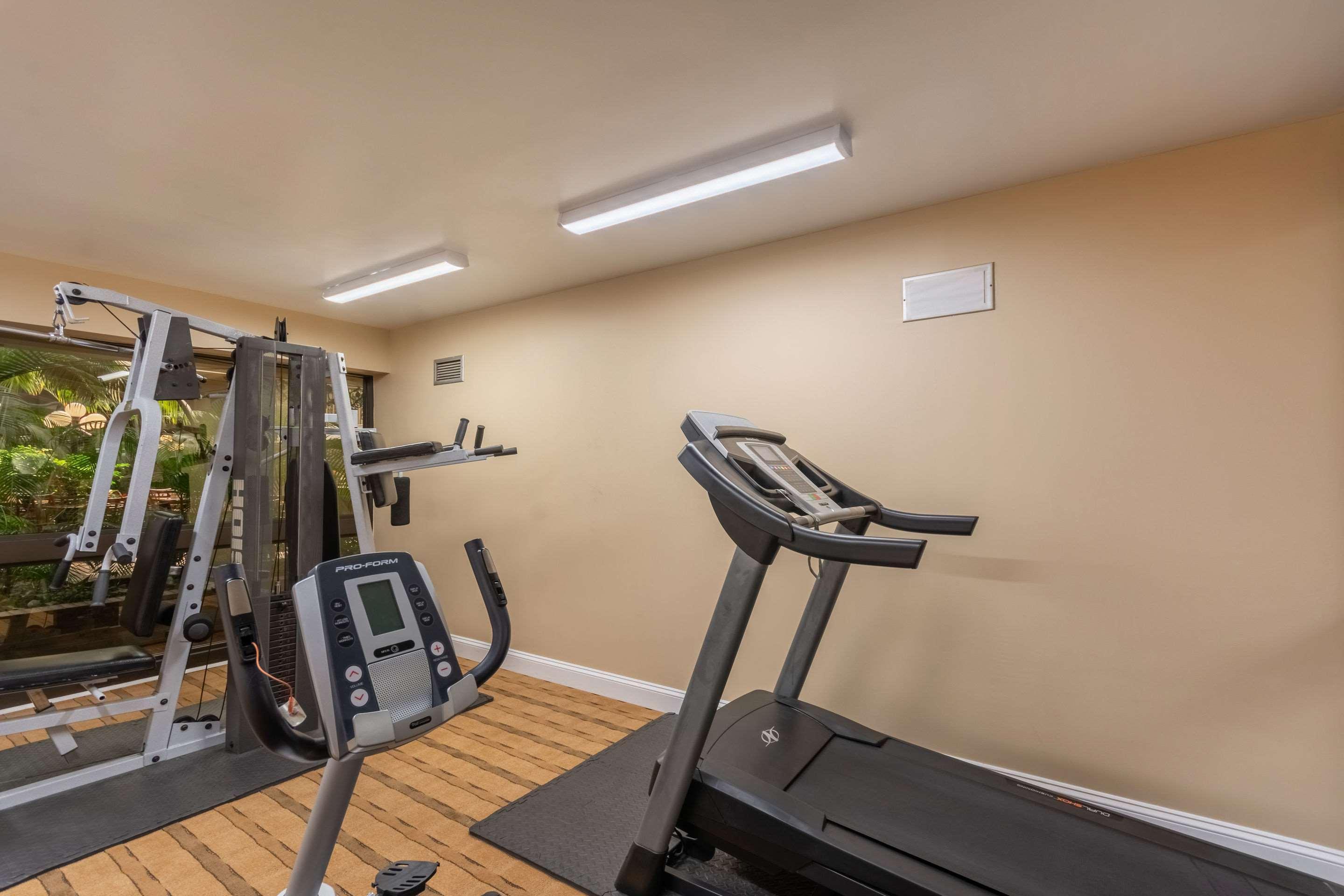 Coratel Plus Suites Wichita West Airport Zewnętrze zdjęcie