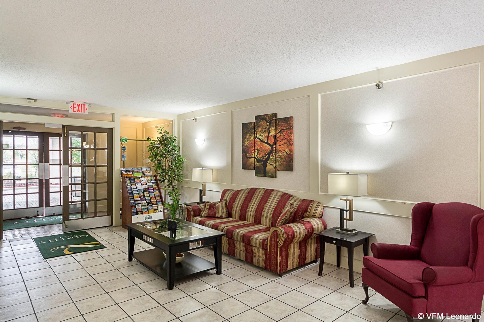 Coratel Plus Suites Wichita West Airport Zewnętrze zdjęcie