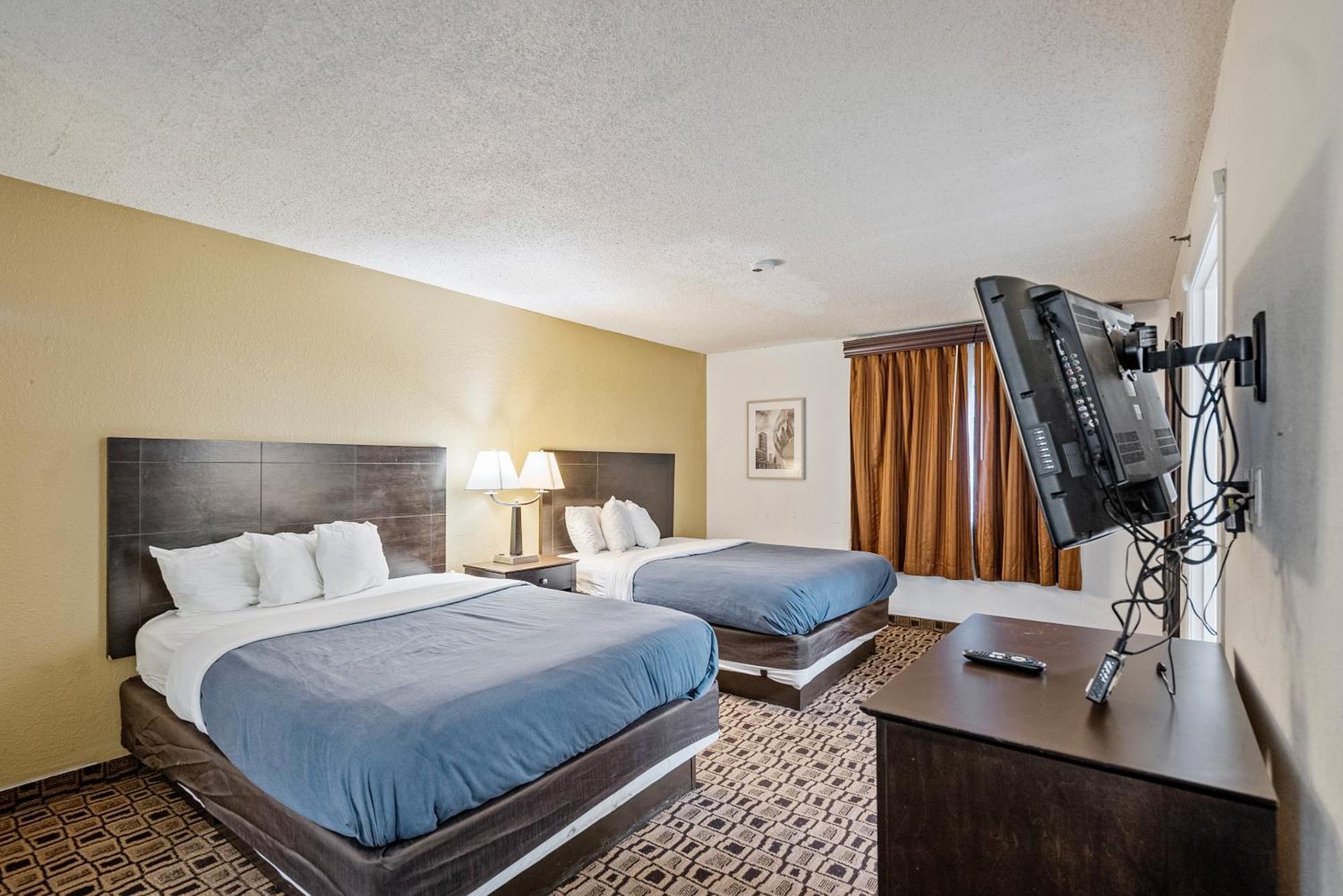 Coratel Plus Suites Wichita West Airport Zewnętrze zdjęcie
