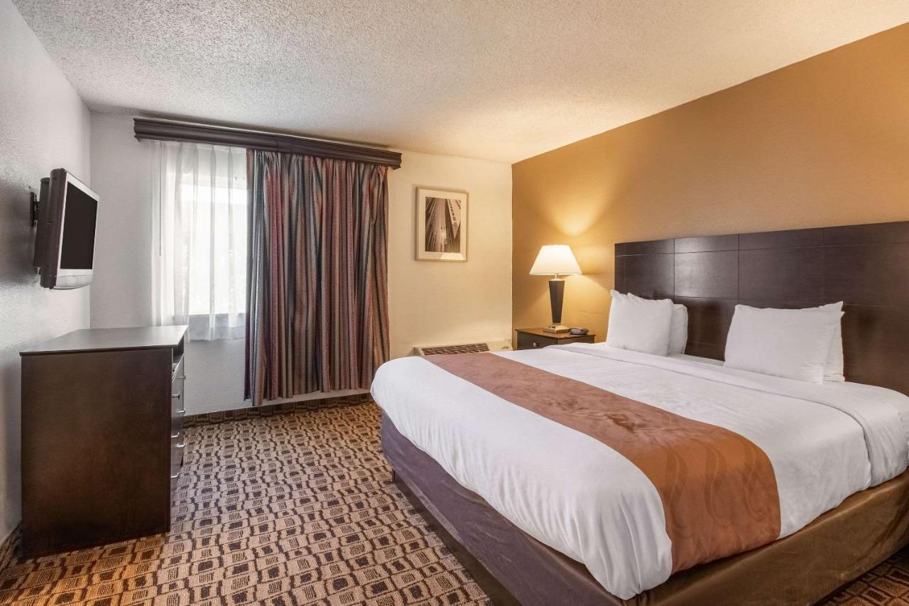Coratel Plus Suites Wichita West Airport Zewnętrze zdjęcie